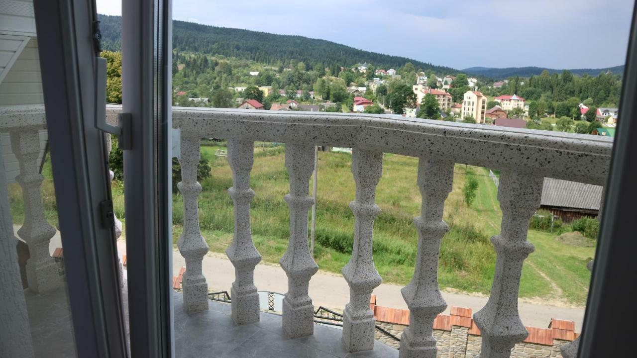 Вілла Milaro Skhidnytsia Екстериор снимка
