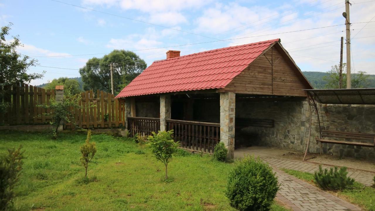 Вілла Milaro Skhidnytsia Екстериор снимка