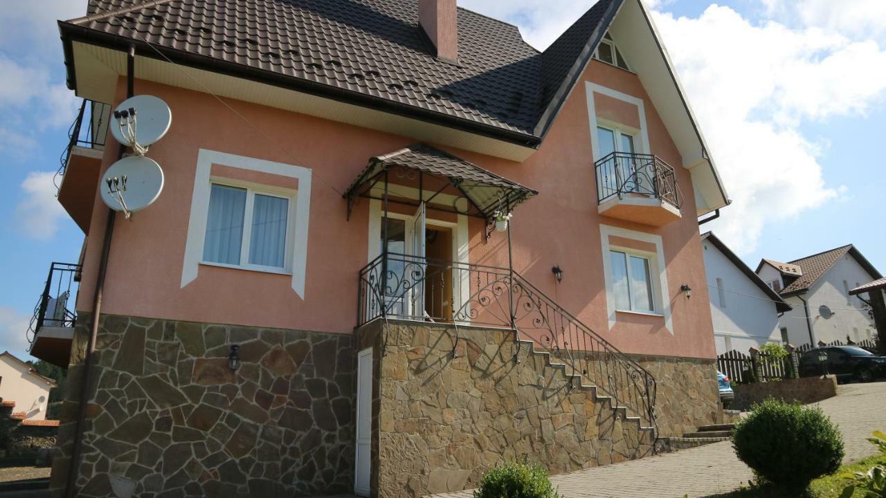 Вілла Milaro Skhidnytsia Екстериор снимка